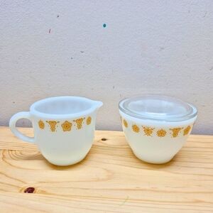 Vintage Pyrex Corning Butterfly Gold Creamer & Sugar Bowl Set (with Lid)